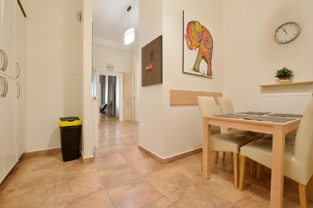 Standard Apartment By Hi5 - St. King Street 16. Budapest Exterior photo