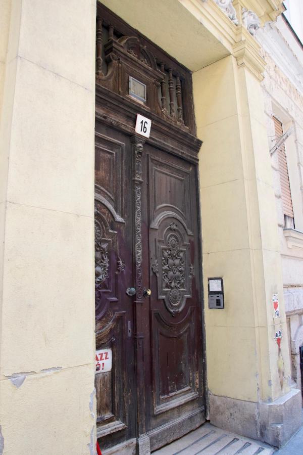 Standard Apartment By Hi5 - St. King Street 16. Budapest Exterior photo